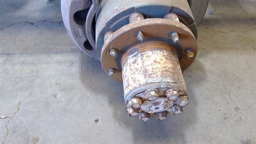 Rear axle cutaway - rear,